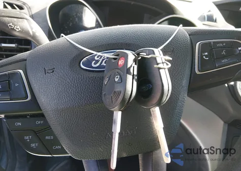 2018 Ford Escape Se z USA, uszkodzony, nr VIN 1FMCU0GD8JUA31903